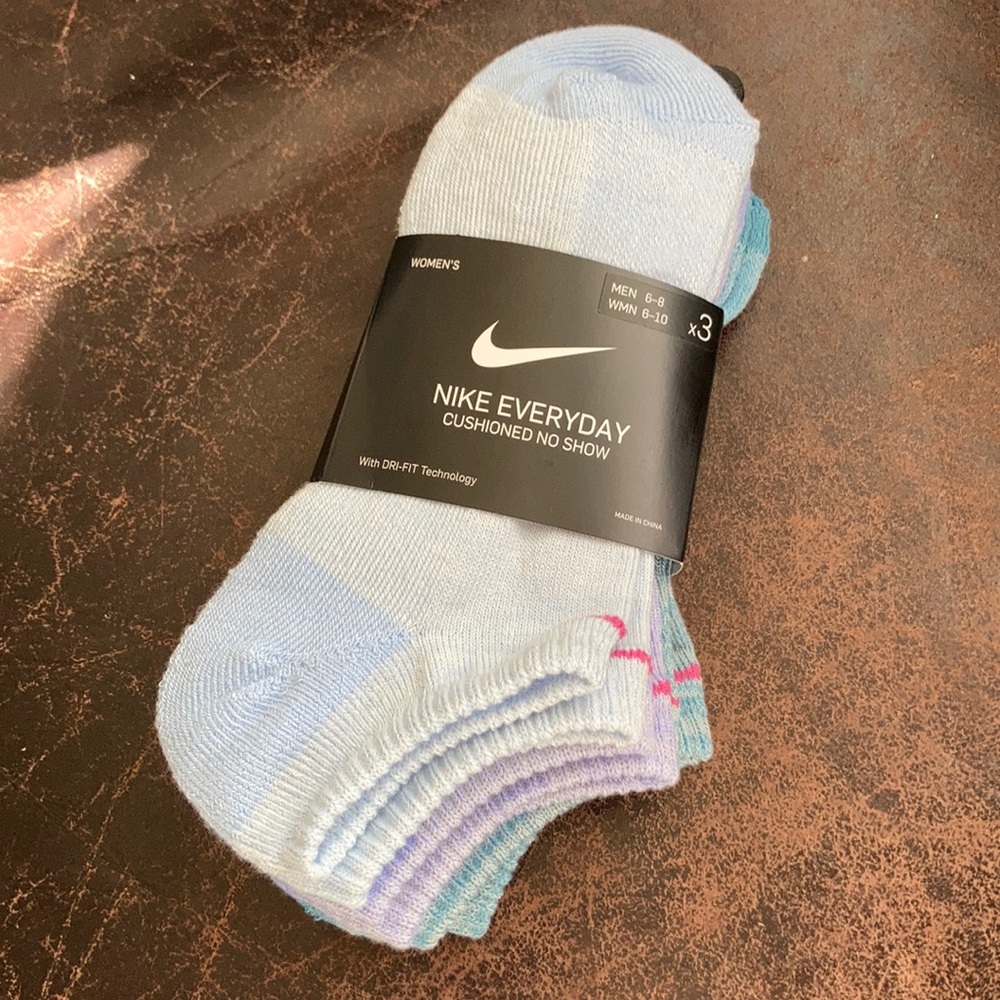 Nike Everyday Cushioned No Show Socks 3pk